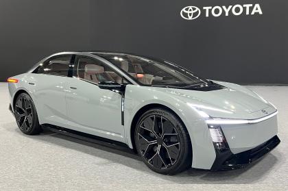 H επόμενη Toyota Corolla, με υβριδικές, plug-in και ηλεκτρικές εκδόσεις 